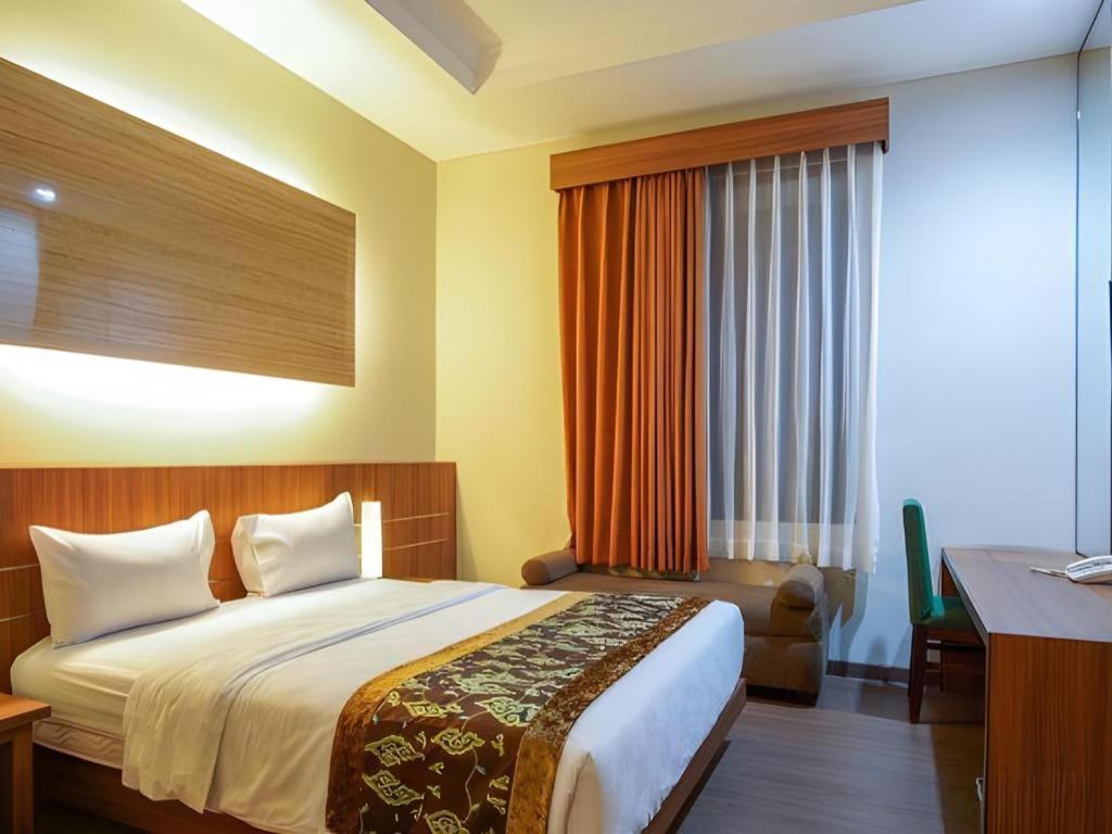 Lotus Hotel Субанг Экстерьер фото