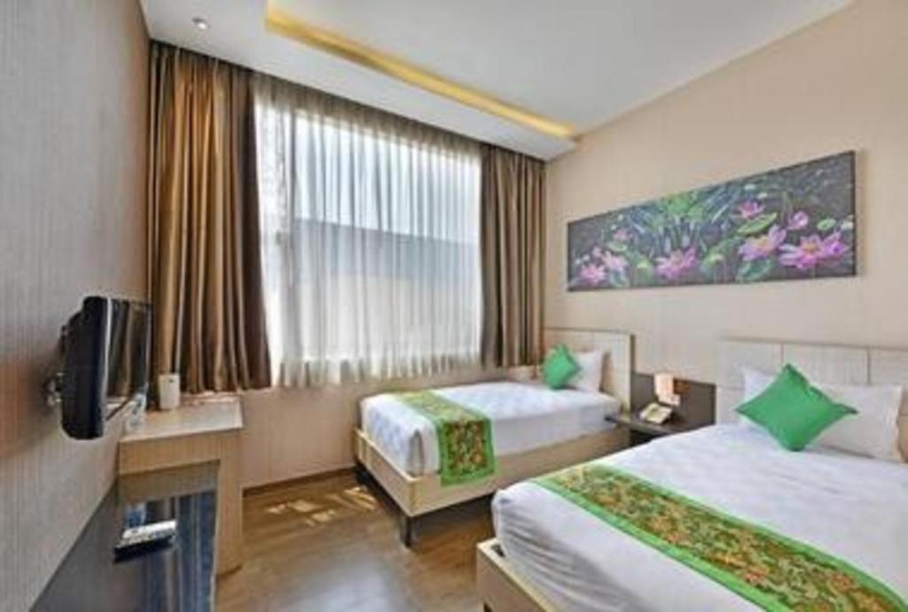 Lotus Hotel Субанг Экстерьер фото