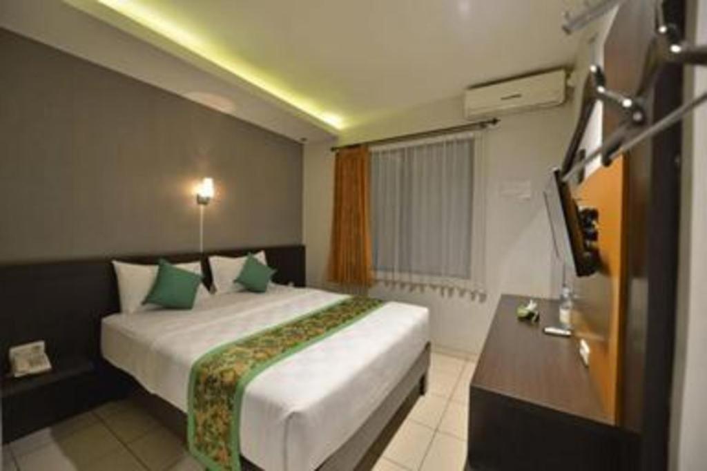 Lotus Hotel Субанг Экстерьер фото